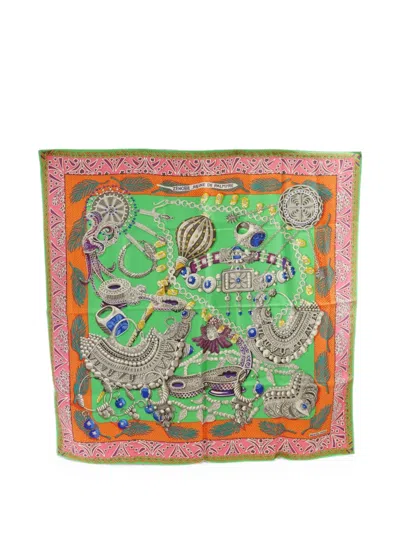 Pre-owned Hermes Zenobie Reine De Palmyre Scarf In Green