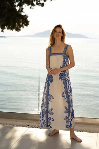 Hermoza Ava Maxi Dress In Gold