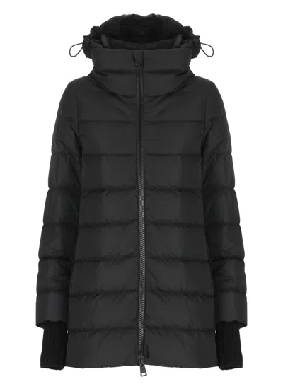 Herno A-shape Chamoix Down Jacket In Black