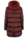 Herno A-shape In Satin With Faux Fur Bib In Red