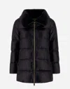 Herno ナイロンウルトラライト＆ニュー・レディ・フェイクファー Aシェイプ コート In Black