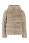 Herno Cropped Beige Coat With Horizontal Quilted Pattern And High Collar In Chantilly