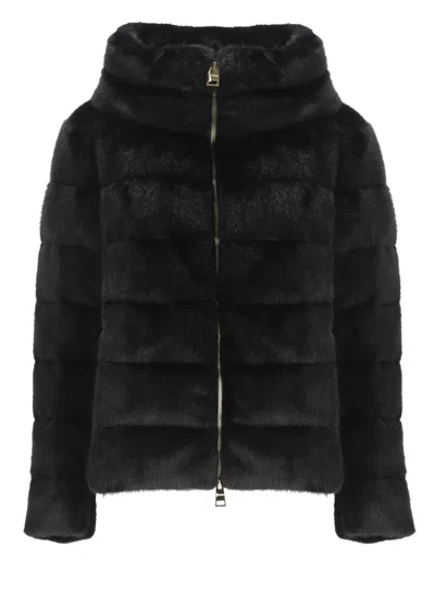 Herno Cropped Black Jacket With Plush Texture And High Collar