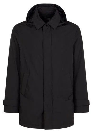 Herno Concealed-closure Classic-collar Medium Down Jacket In Black