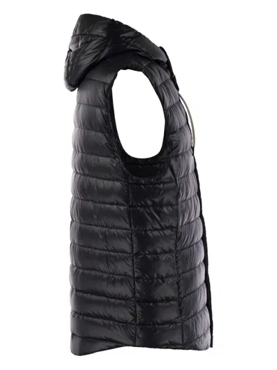 Herno Button-fastening Gilet In Black