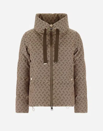 Herno モノグラム ケープ In Camel