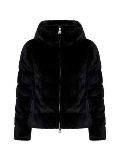 Herno Women Cappa In Black