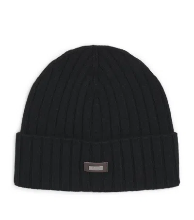 Herno Cashmere Logo Patch Beanie In Black