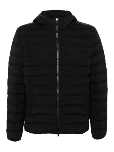 Herno Sleek Puffer Coat With Hood And Modern Quilted Design In Black