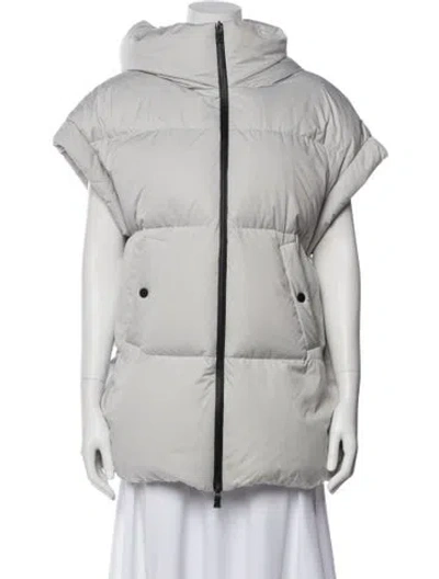 Pre-owned Herno Coat In Gray