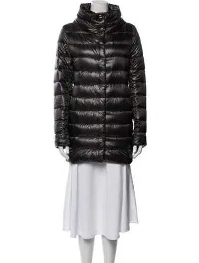 Pre-owned Herno Coat In Gray