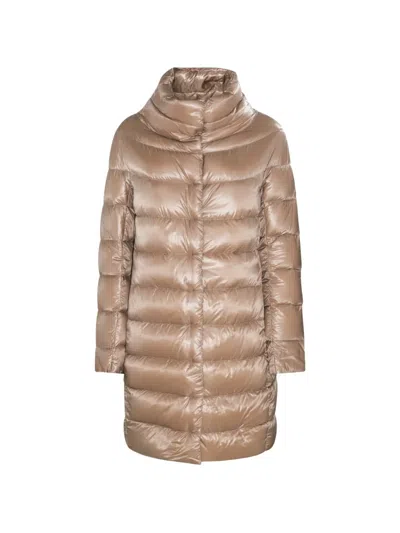 Herno Dora Quilted High-neck Coat In Neutral