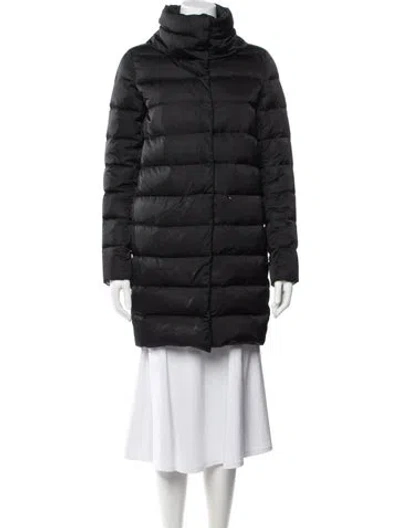 Pre-owned Herno Down Coat In Black
