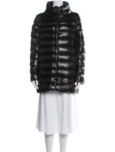 Pre-owned Herno Down Coat In Black