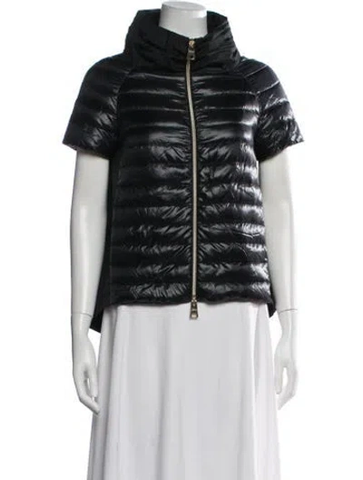 Pre-owned Herno Down Jacket In Black