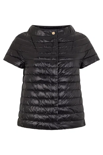 Herno Elegant Quilted Blouse With Refined Collar And Short Sleeves In Black