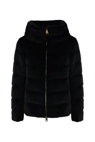 Herno Faux Fur Cape In Black