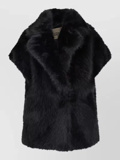 Herno Faux-fur Short-sleeve Coat In Black