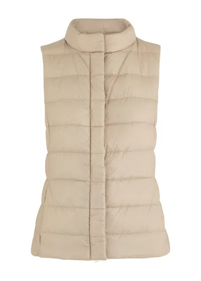Herno Giulia Quilted Shell Gilet In Cream