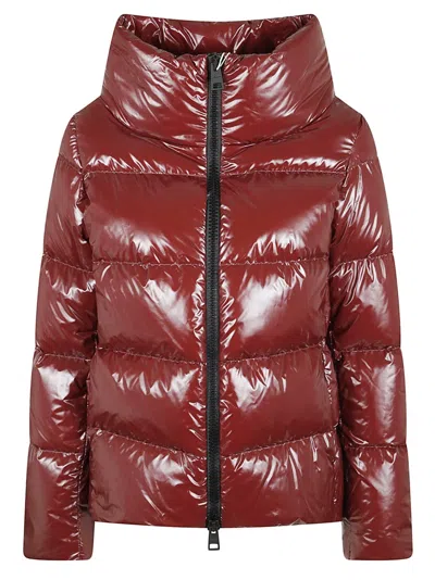 Herno Cropped Red Puffer Jacket With High Structured Collar In Black