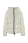 Herno Padded Down Jacket With High-gloss Finish And Oversized Collar In Bianco