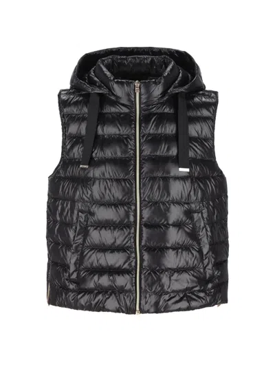 Herno Hooded Quilted Jacket In Black