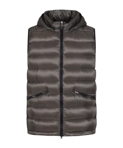 Herno Hooded Zip-up Down Vest In Black