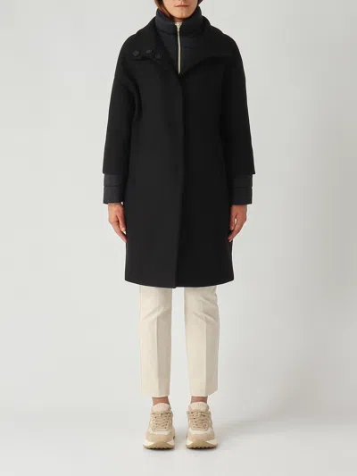 Herno Lana Vergine Coat In Black