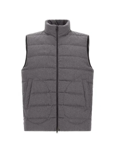 Herno Lo Smanicato Quilted Gilet In Grey