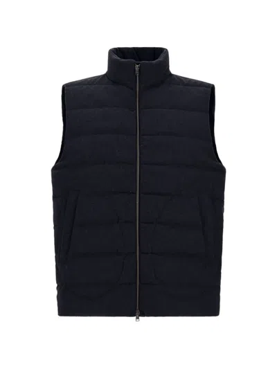 Herno Lo Smanicato Quilted Vest In Black