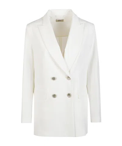 Herno Long Sleeved Double Breasted Jacket In White
