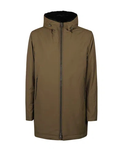 Herno Long Sleeved Hooded Padded Parka In Green