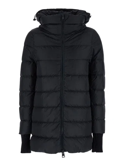 Herno Medium Down Jacket With Hood In Black