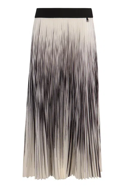 Herno Pleated Skirt In White/black