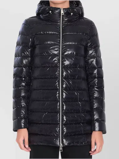 HERNO PUFFER JACKET WITH DRAWSTRING HOOD AND QUILTED TEXTURE
