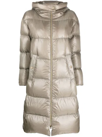 Herno Quilted Padded Zipped Coat In Grau
