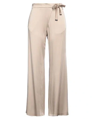 Herno Resort Woman Pants Beige Size 4 Acetate, Viscose In Neutral