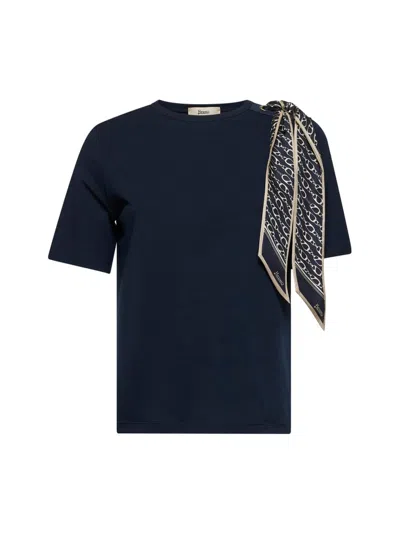 Herno Scarf Detailed Crewneck T-shirt In Blue
