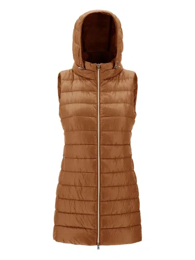 Herno Serena Hooded Quilted Gilet In Brown