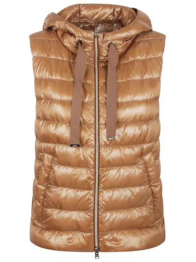 HERNO ULTRALIGHT QUILTED DOWN VEST WITH HOOD