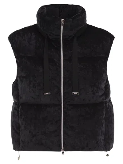 Herno Velvet-effect Padded Gilet In Black