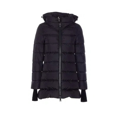 Herno Women A-shape Chamonix Down Jacket In Black