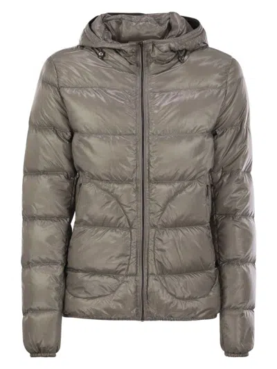 HERNO WOMEN'S ULTRALIGHT NYLON DOWN BOMBER JACKET