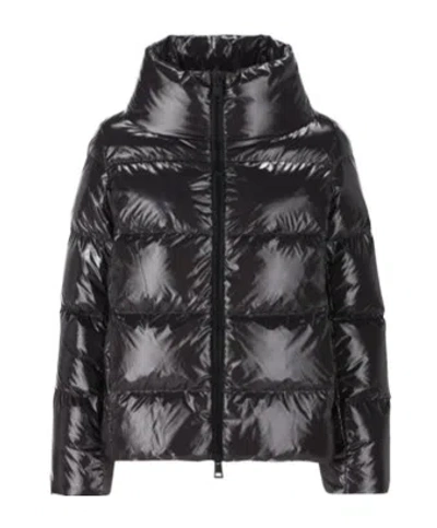 Herno Glossy Hooded Down Coat With Quilted Design In Black