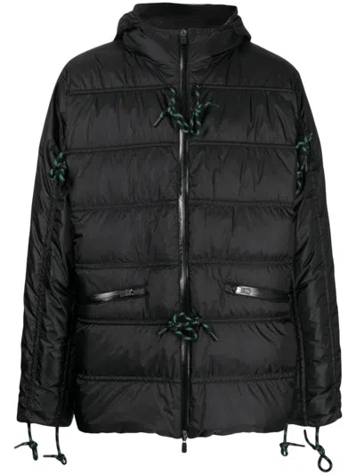 Herno Zipped Hooded Padded Jacket In Schwarz