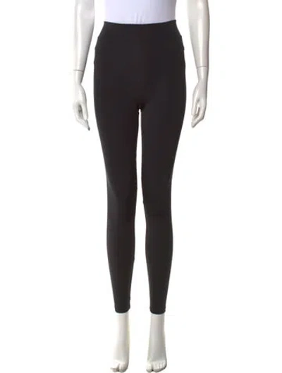 Pre-owned Héros Skinny Leg Pants In Black