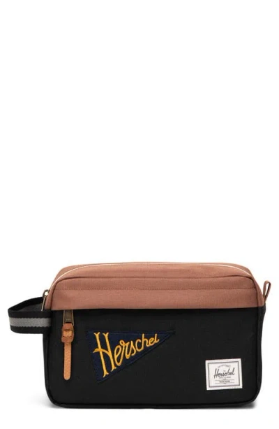 Herschel Supply Co . Chapter Travel Kit In Pink