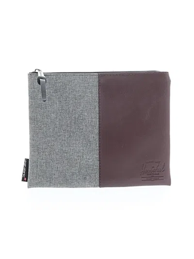Pre-owned Herschel Supply Co Clutch In Burgundy