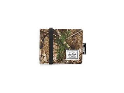 Herschel Supply Co Realtree(r) Roy Wallet Wallet Handbags Realtree Apx Camo: One Size In Green