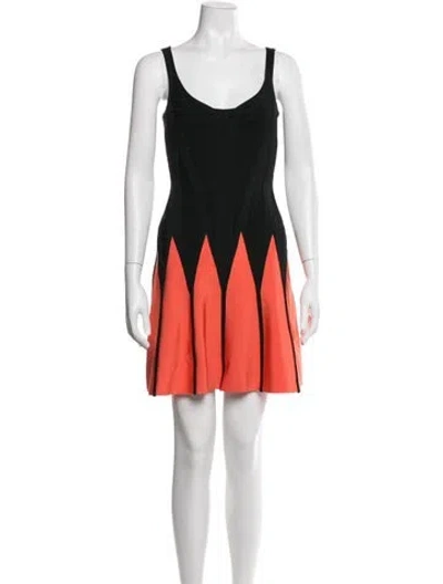 Pre-owned Herve Leger Colorblock Pattern Mini Dress In Black